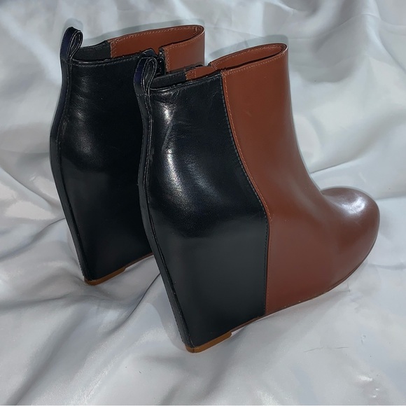 CELINE size 37.5 black/brown color block 2tone CALFSKIN platform wedge BOOTIES - Picture 15 of 16